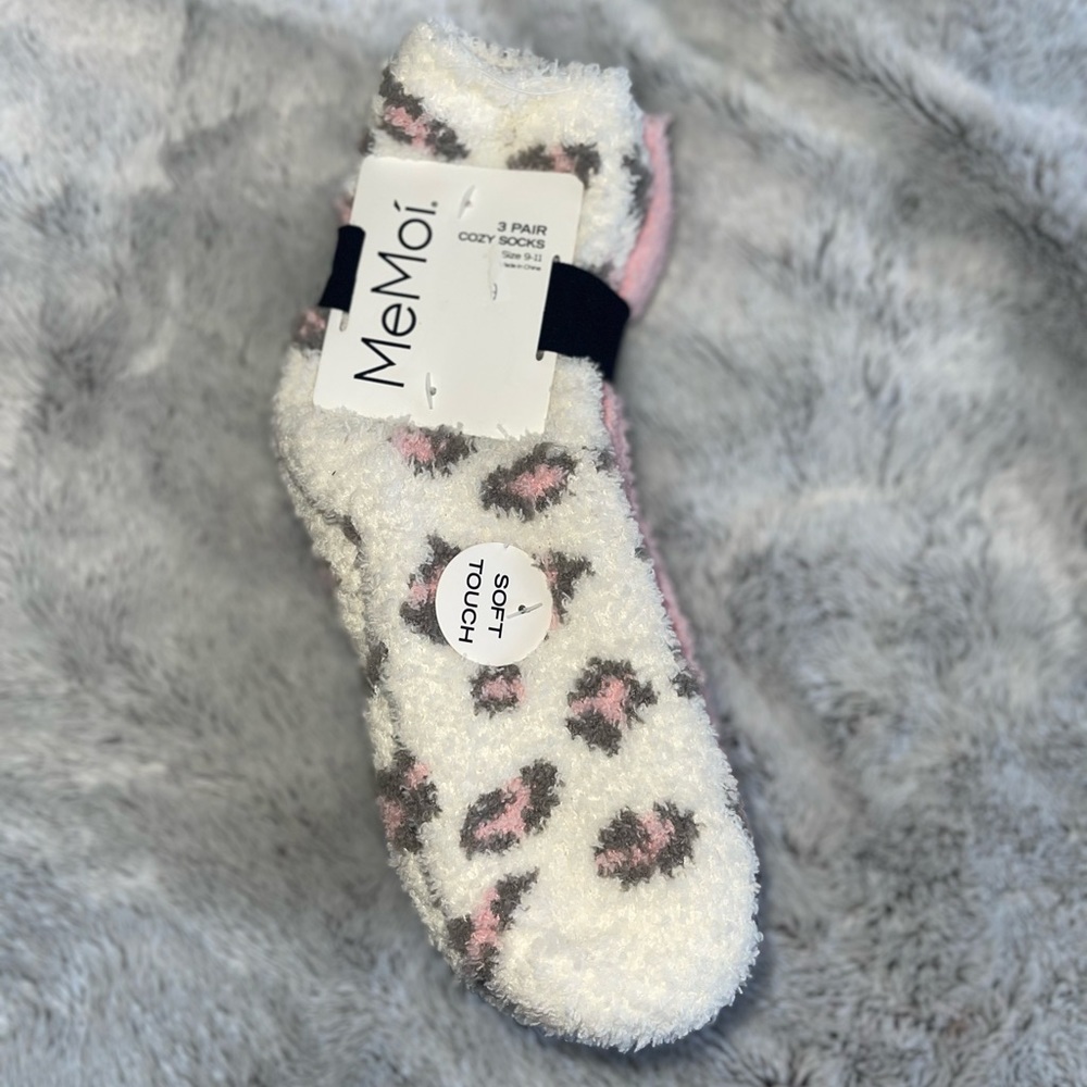Memoi, BNWT, 3 pairs, cozy socks